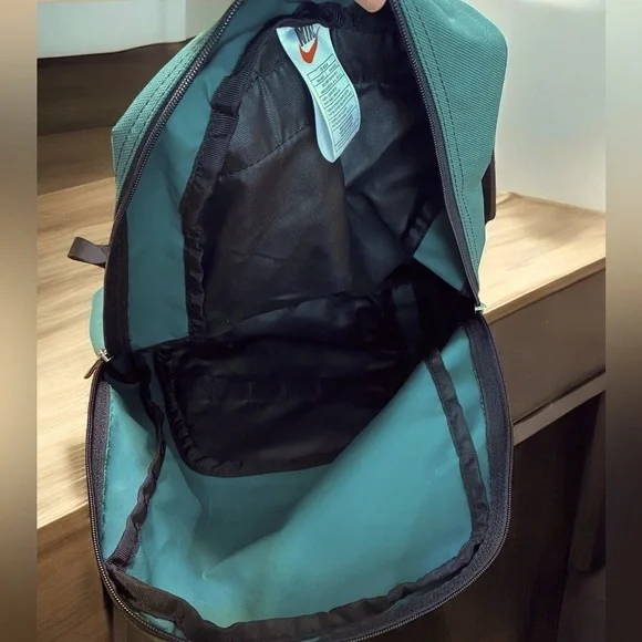 SOLD
NIKE RARE Olive Green Backpack preloved condition bag tote technical retro - Picture 10 of 13